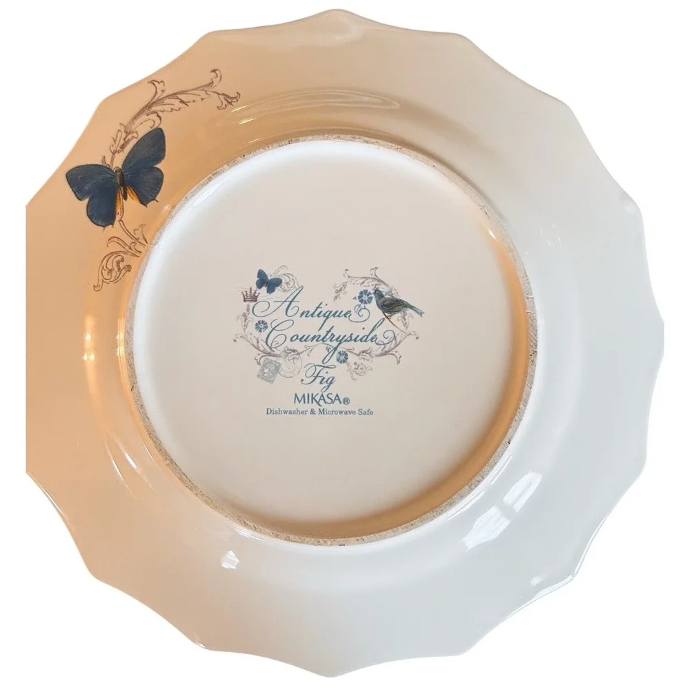 Vintage Mikasa Antique Countryside‎ Embossed 8 1/2